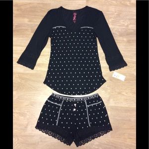 Betsey Johnson sleep set brand new medium